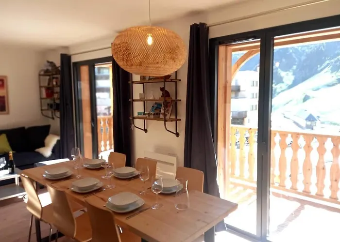 Austral アパート ラ・モンジー